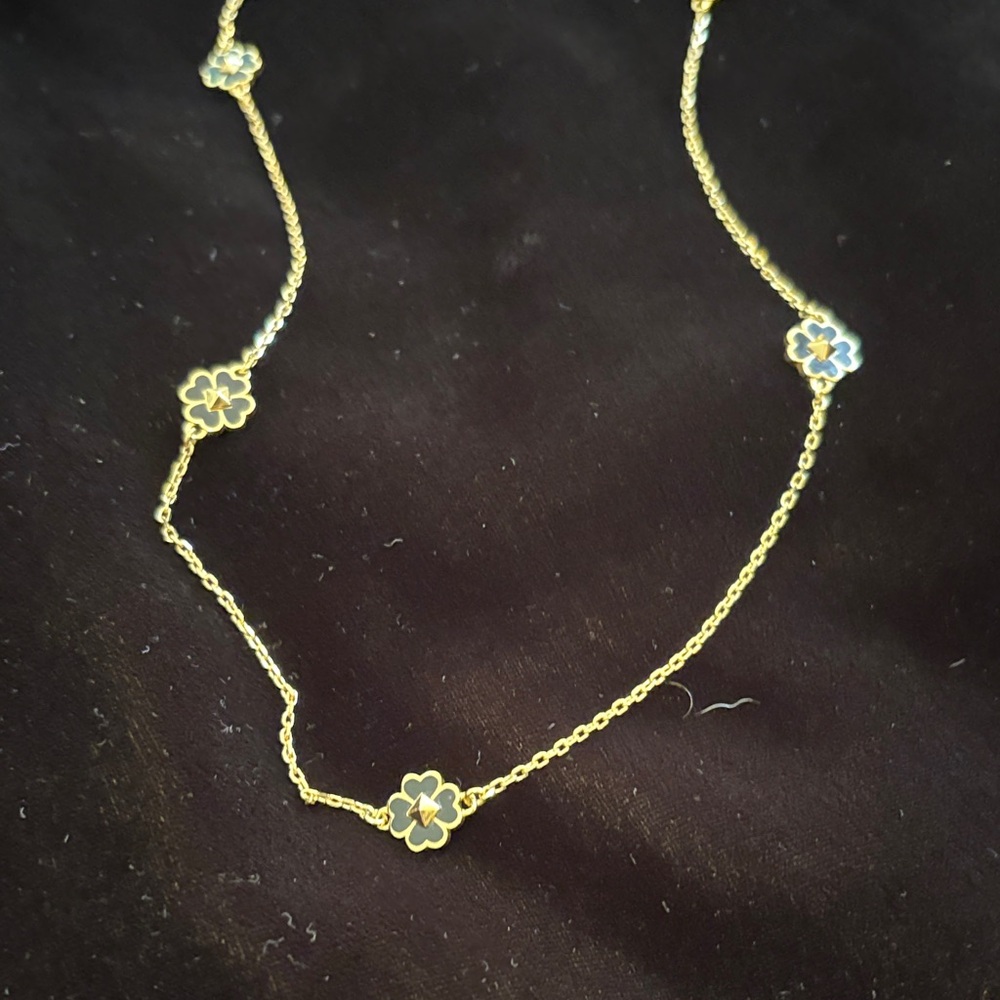 Kate Spade Long Necklace. 91cm. Gleaming like new - Never Worn.
